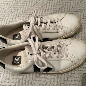 Veja White Leather Low-Top Sneakers with Black V Detail
